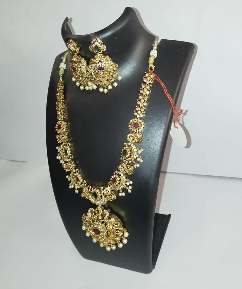 Stunning Antique Gold Necklace Set with Peacock Pendant and Pearl Accents" view 4
