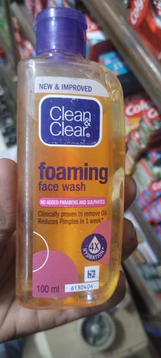 Clean clear facewash foaming