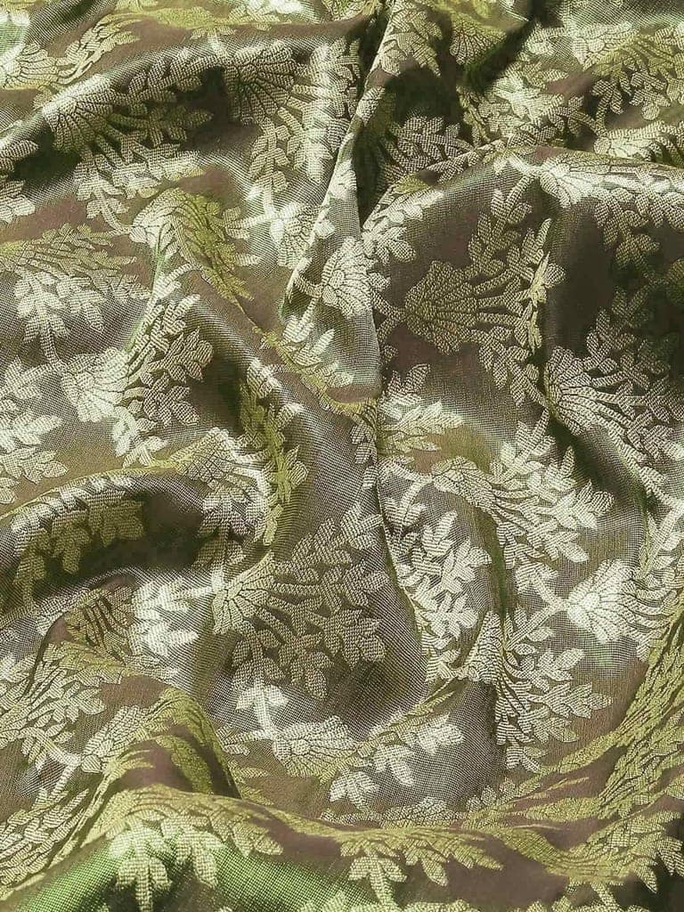 Women's Brocade Soft Silk Zari Woven Saree With Unstiched Blouse Piece view 5