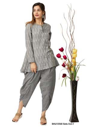 Women's Grey Ikat Print Cotton Tunic with Dhoti Pants Set