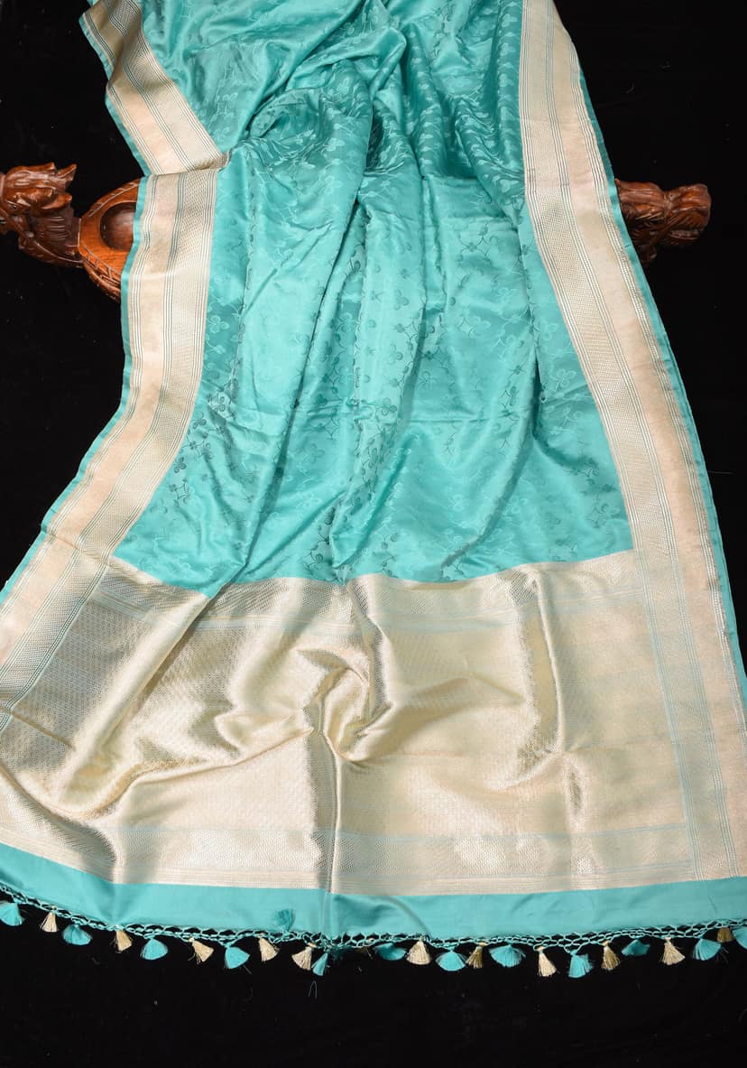 Stunning Tanchoi Floral Banarasi Saree in Pure Silk Satin in Aqua Blue with Zari Border | SILK MARK CERTIFIED