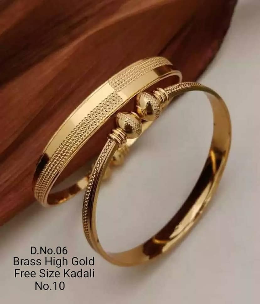Shivay Fashion Gold Bangle Set ( Pack of 1 )