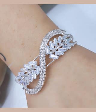 shankhraj mall Silver Bracelet ( Pack of 1 )