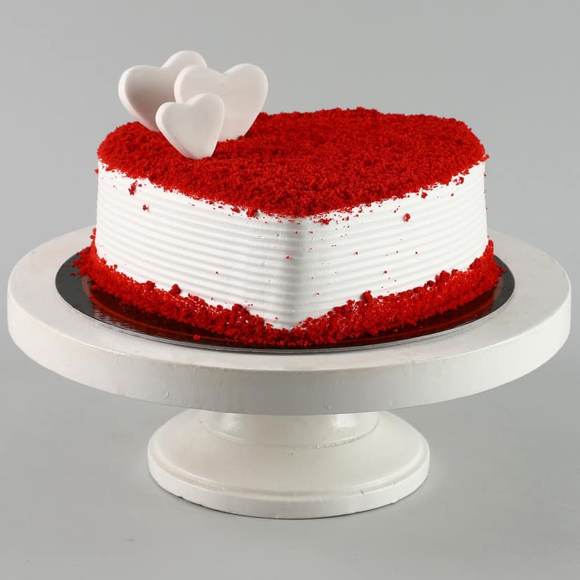 Valentine s Heart Red Velvet Cake Half Kg view 3
