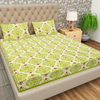 Lali Prints Green White Floral Cotton 130 TC Queen Bedsheet With 2 Pillow Covers