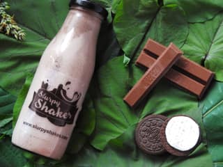 Oreo kitkat shake