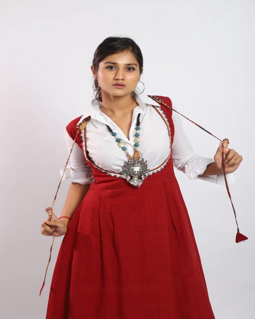 Red Long Frock Style Handwoven Cotton Kurti With Kalamkari view 3