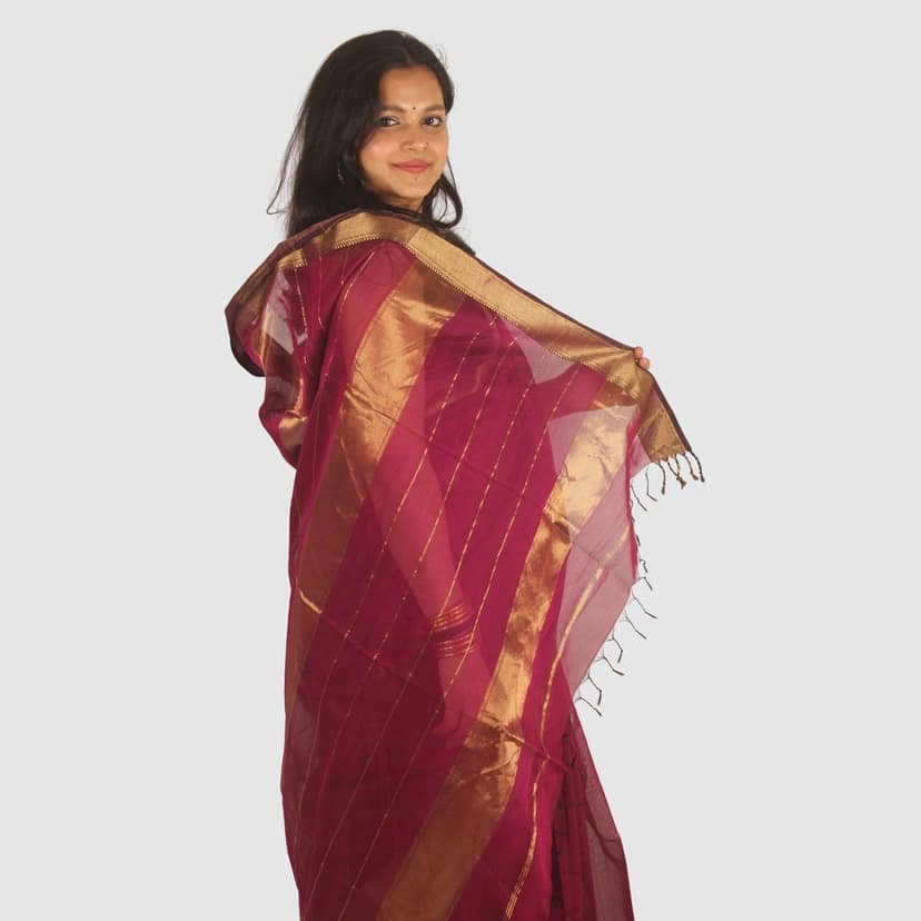 Elegant Wine Maroon Maheshwari Handloom Silk Cotton Saree with Gold Zari Border view 4
