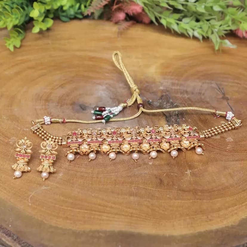 Swarajshop Alloy Gold-plated Maroon Jewel Set (Pack of 1) view 2
