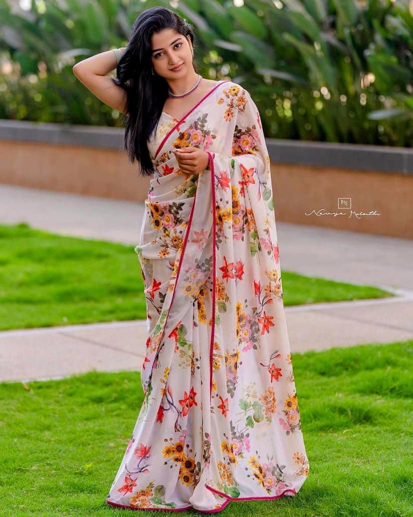 Bollywood Floral Saree by SHIV TEXTILES view 2