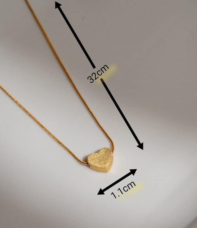 Dainty Heart Neckchain view 4