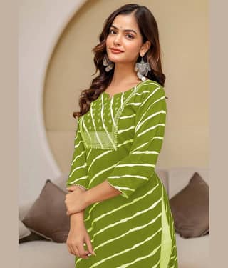 Kapadia Women Cotton Blend Embroidered Straight Kurti ( Green )