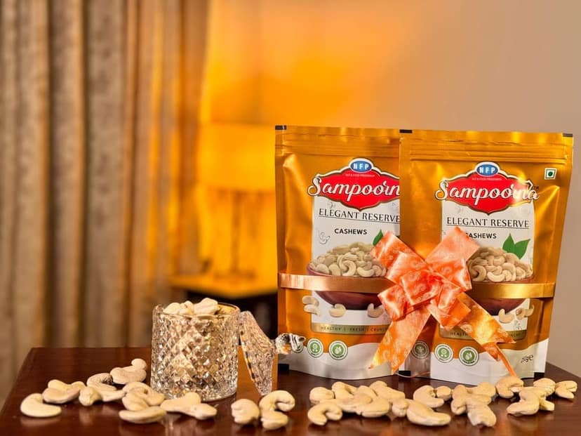 NFP SAMPOORNA Sampoorna Foods Elegant Reserve Organic Premium Cashew Nuts(Kaju) Unsalted Gluten Free Dry Fruit Healthy Snack Cashews(2x250g) view 2