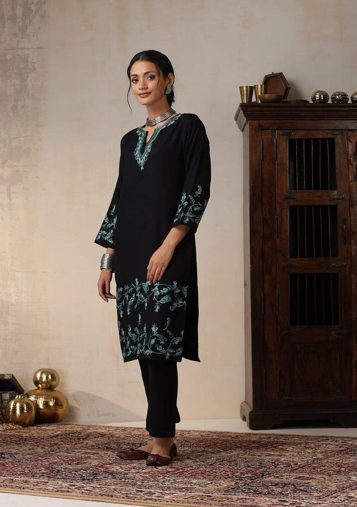 HOC Crafts Aari Embroidered Woollen Solid Women's Long Kurta - Black view 3