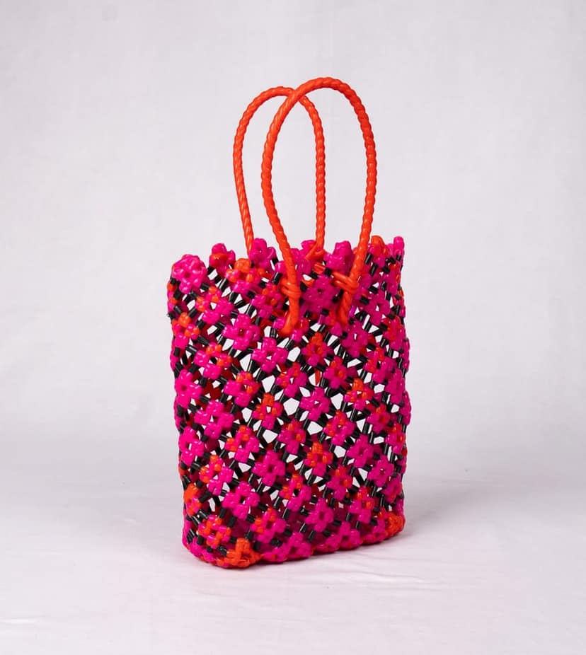 HAND MADE PLASTIC WIRE BAG view 2