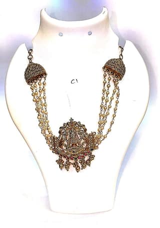 Pearl and antique gold plated traditional necklace set