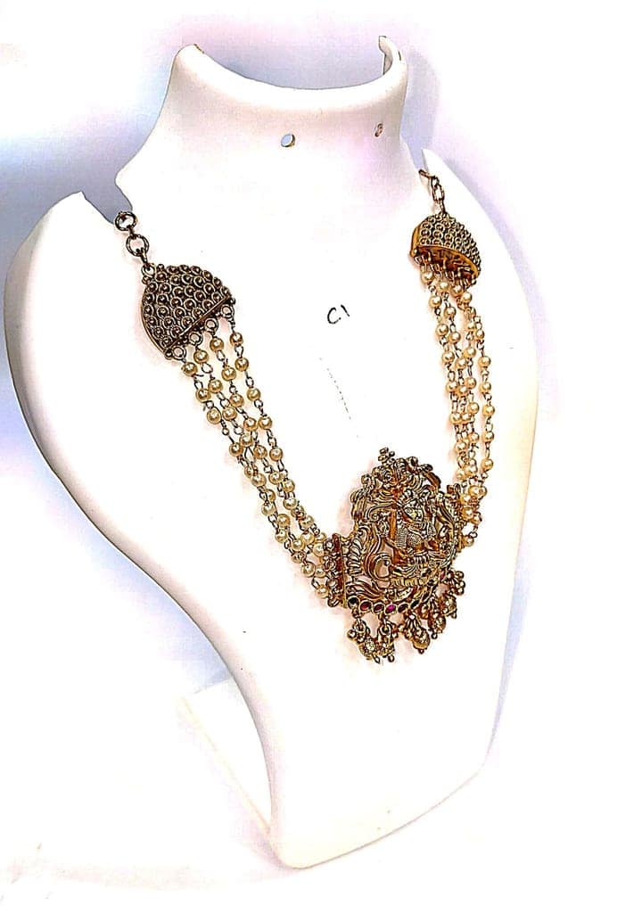 Pearl and antique gold plated traditional necklace set view 2