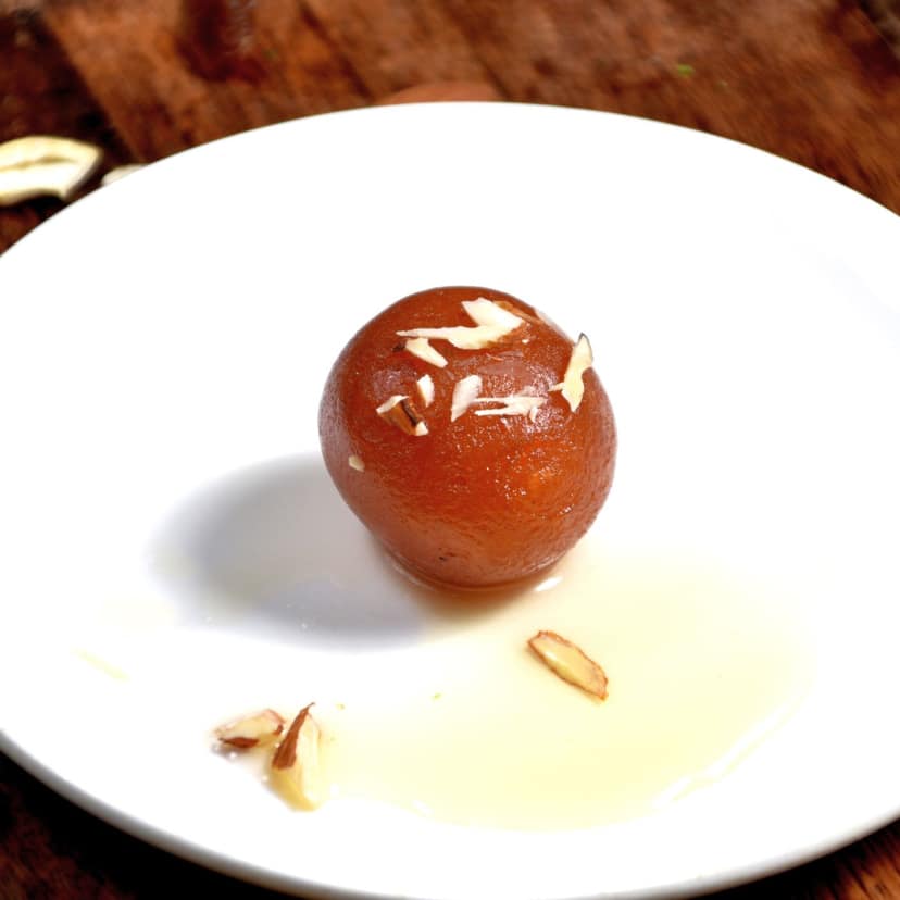 Gulab jamun (2 pcs)