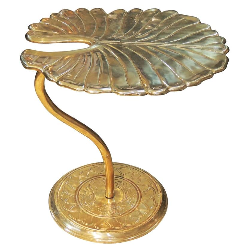 Brass Patta Leaf Shape Stool - Designer Decorative Puja Stand, Height : 17 Inch (BSMAS1683 B) view 3