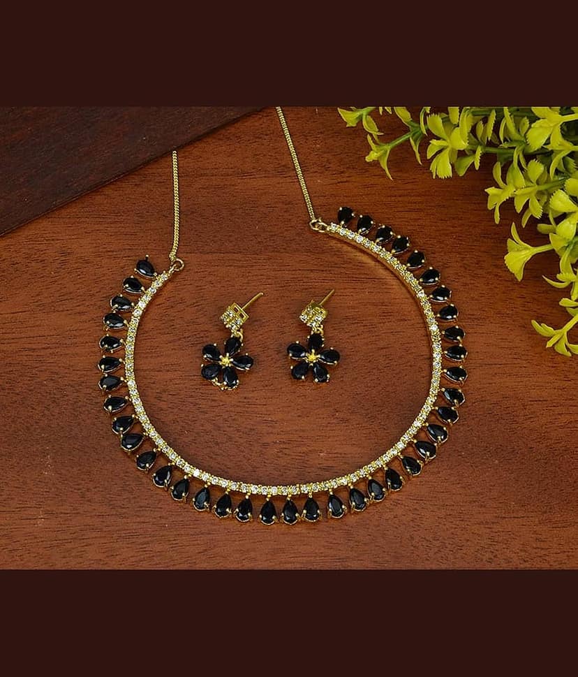 Jewar Mandi - White Brass Necklace Set ( Pack of 1 ) view 2