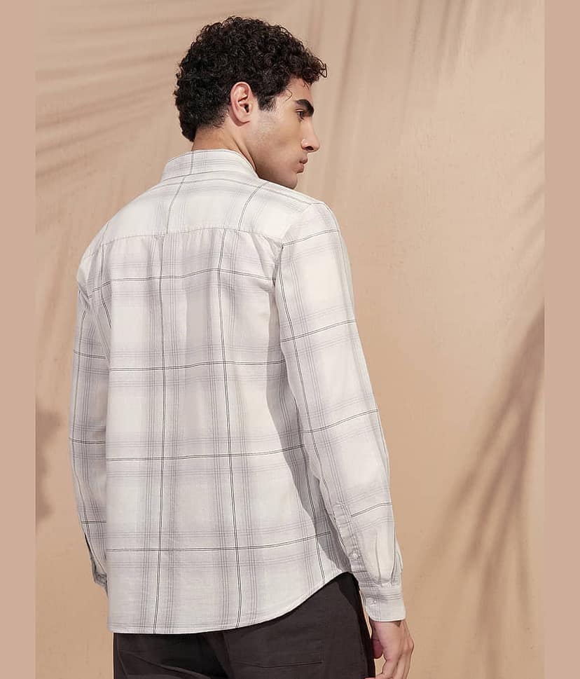 Highlander Cotton Blend Regular Fit Checks Full Sleeves Men's Casual Shirt - Multicolor ( Pack of 1 ) view 3