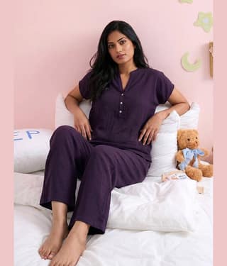 Addyvero Women Solid T-Shirt With Trousers Co-Ord Set ( Purple )