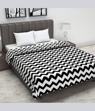 DIVINE CASA Double Polyester Black Geometrical Dohar