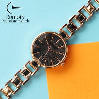 New arrival Black Bracelet Stylish Design Diamond Rose Gold Belt Classic Watches Analog Watch For Girls