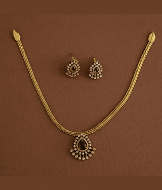 ROFARWORD Gold Brass Necklace Set ( Pack of 1 )