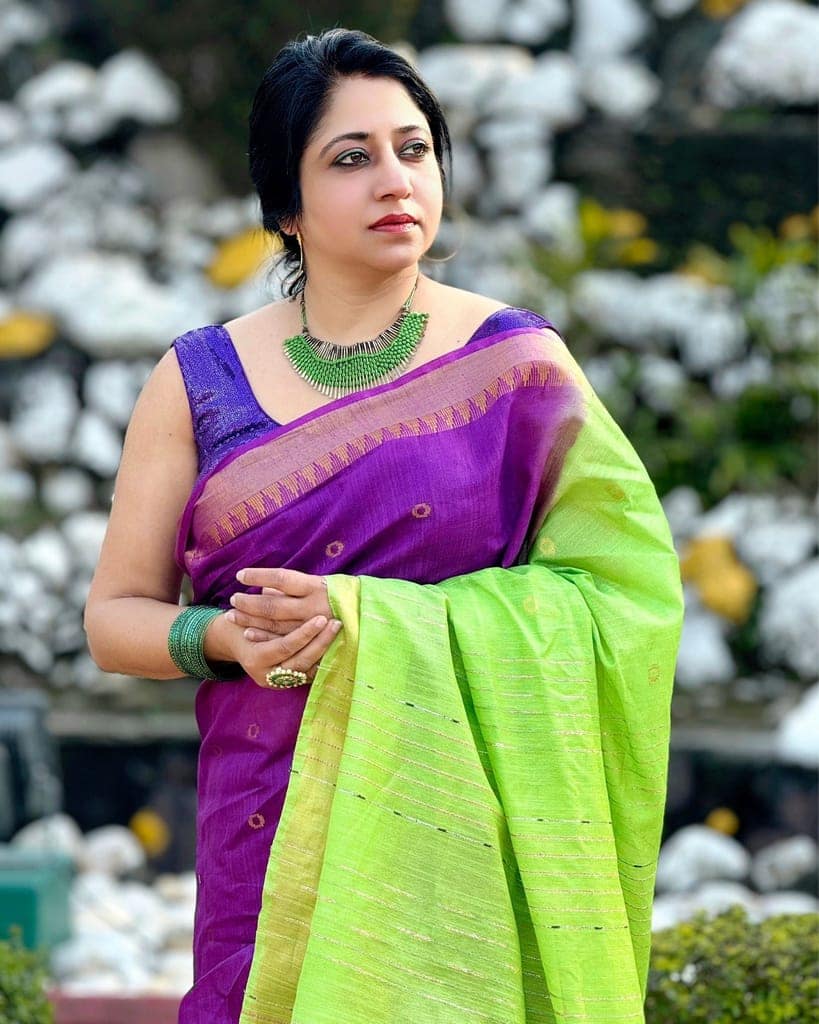 Katan Silk Saree Purple and Green Color Banarasi Weaves with running blouse-8138 view 3