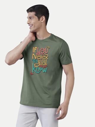 Men green Typographic Printed Cotton T-shirt
