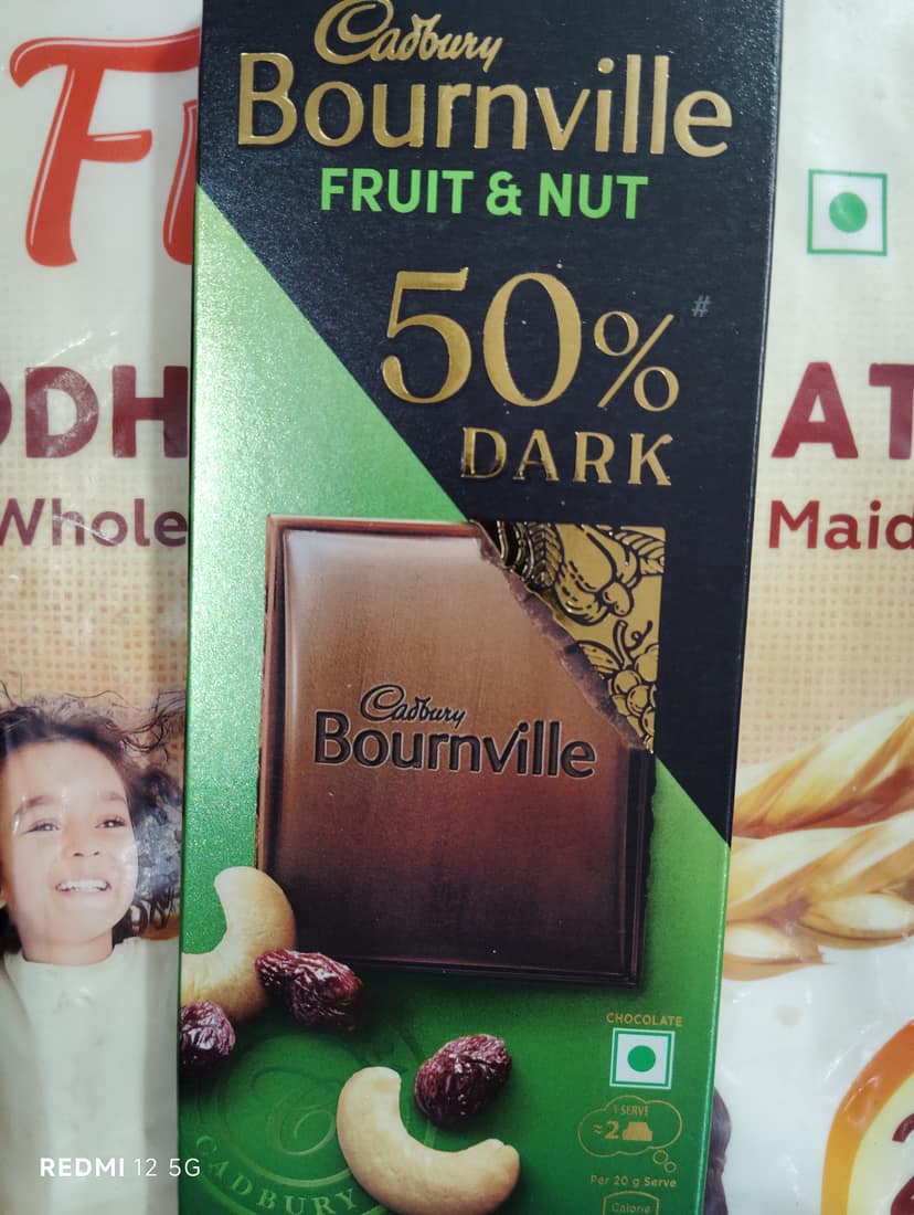 Bournvile fruit & nut 50% dark bournville