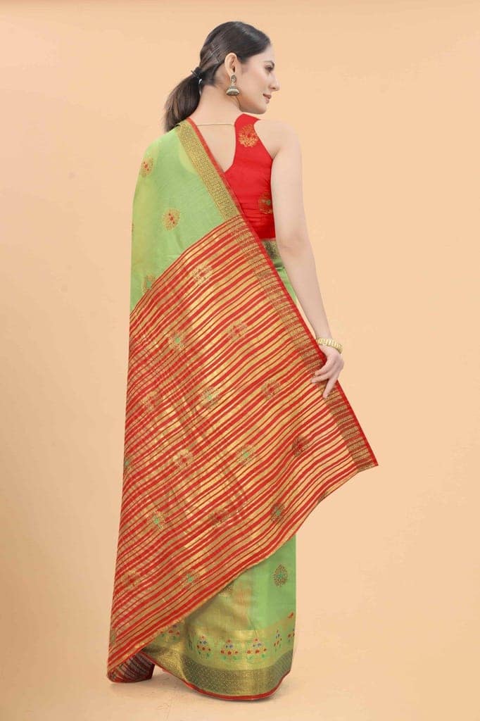 Women's Pure Cotton Woven Saree With Unstiched Blouse Piece view 2