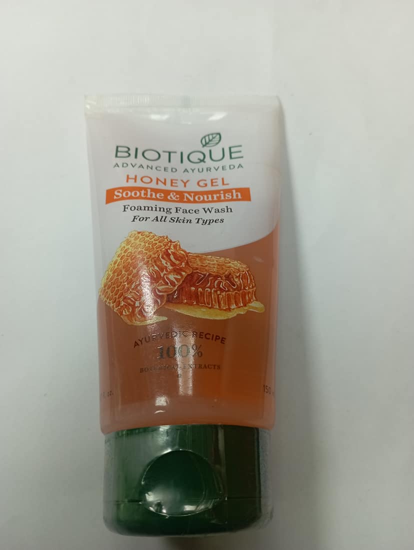 Biotique Advanced ayurveda Honey gel Soothe & nourish Foaming face wash For all skin types Ayurvedic recipe 100% 150-