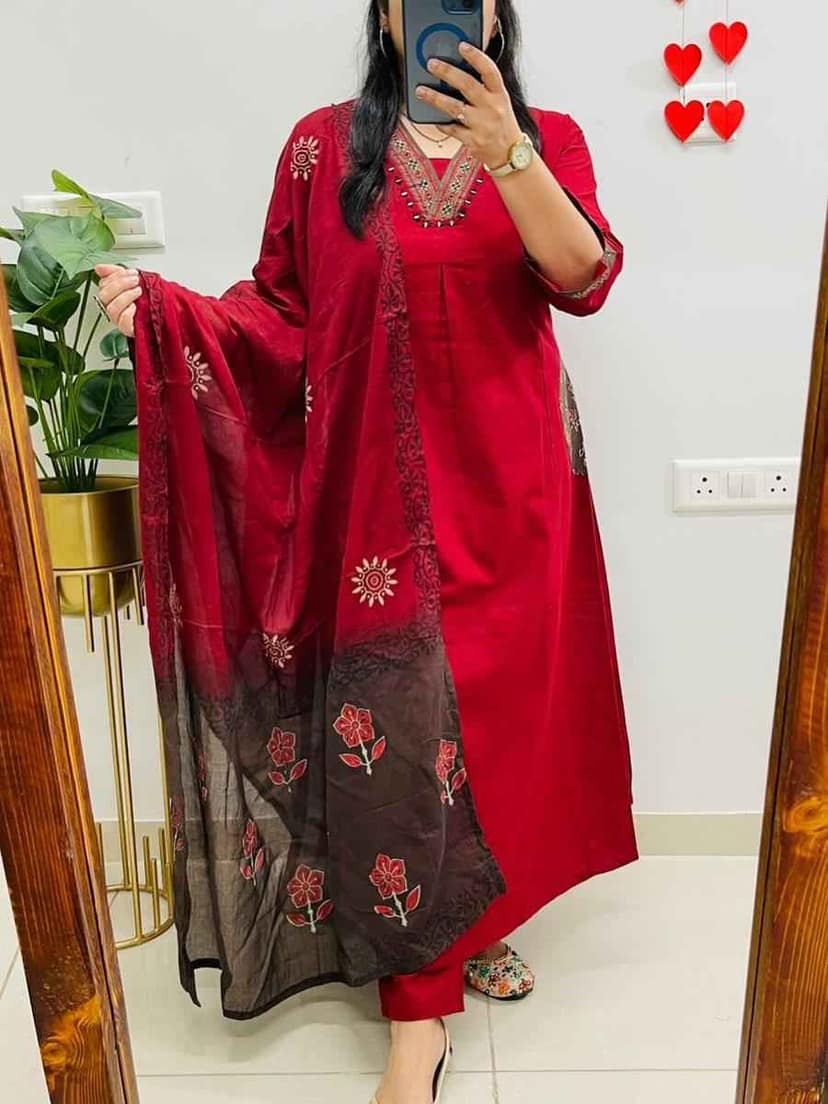 Pure Cotton Self Print Kurta Set
