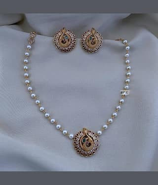 ROFARWORD Gold Brass Necklace Set ( Pack of 1 )