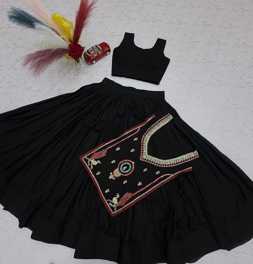 Traditional Black Lehenga Choli for Women | Festive Garba & Dandiya Night Outfit view 8