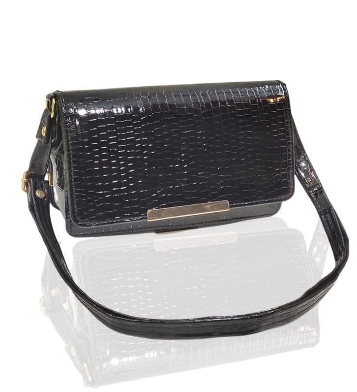 Magnifique Stylish Sling Bag for Women - Light Peach (TNZ_SB3)