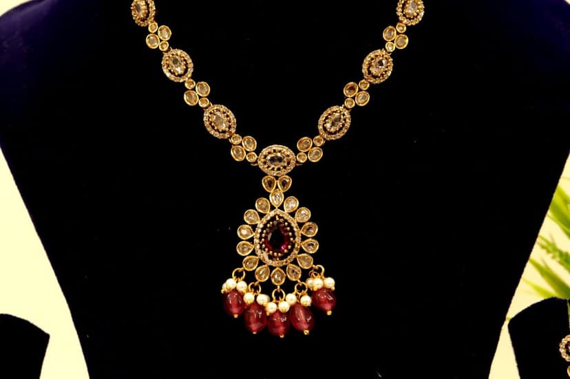 Bridal Necklace Set with Kundan Stones and Pearls view 2