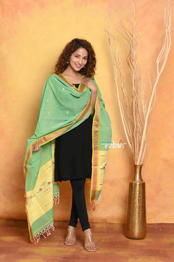 Mastaani ~ Handloom Pure Cotton Paithani Dupatta With Beautiful Handweave and Tassels~ Green view 2