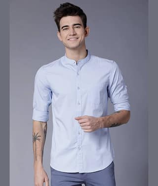 Highlander 100% Cotton Slim Fit Solids Full Sleeves Men's Casual Shirt - Light Blue ( Pack of 1 )