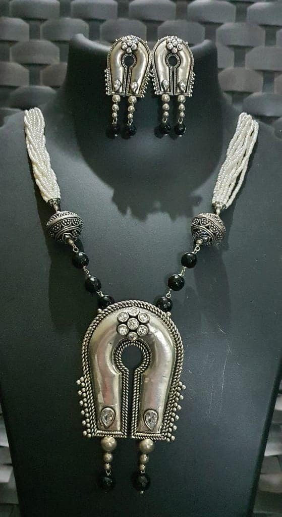 Glamvila Designer Jewellery Set view 2