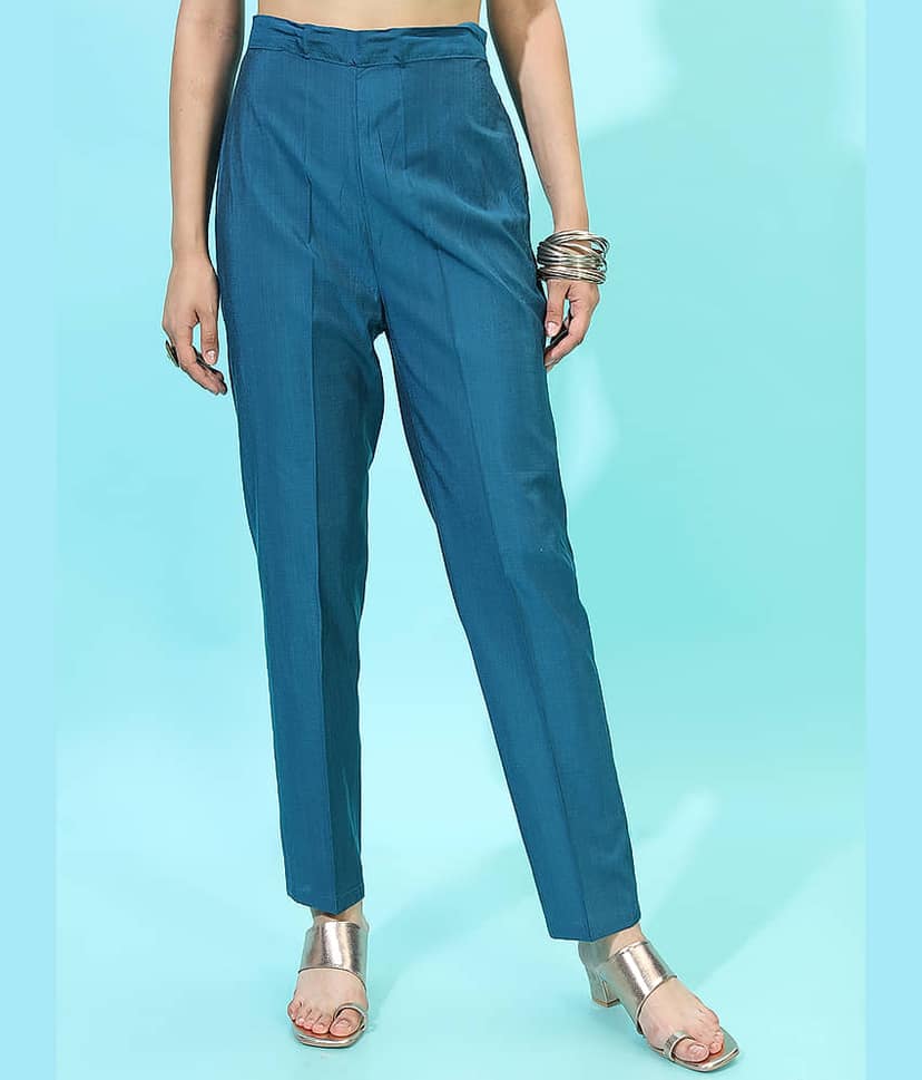 Vishudh Women Chanderi Printed Straight Kurti With Pants ( Blue ) view 8