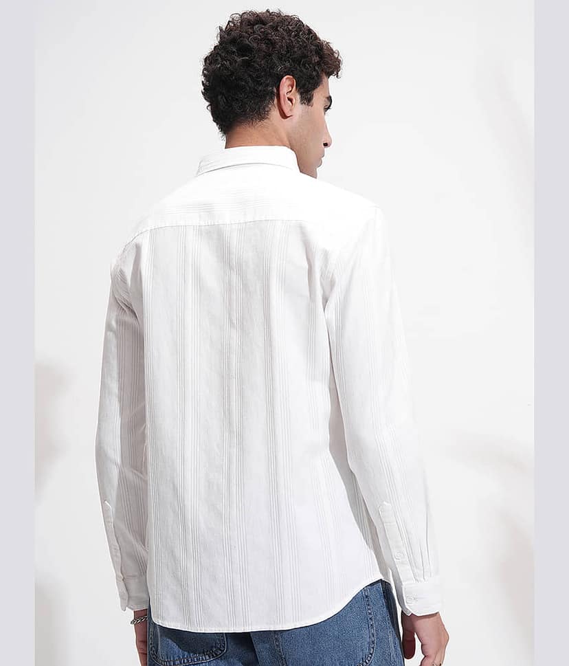 Highlander 100% Cotton Relaxed Fit Solids Full Sleeves Men's Casual Shirt - White ( Pack of 1 ) view 3