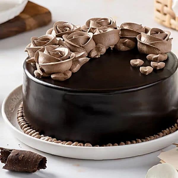 Chocolate Rose Designer Cake 1 Kg view 4