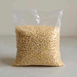 Chandrakali Mart's urad dal (split black gram)