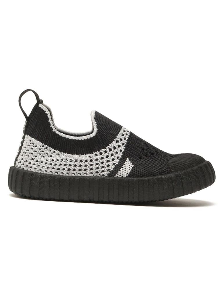 Peppy Toddlers' First Step Shoes - Black (Unisex) view 5