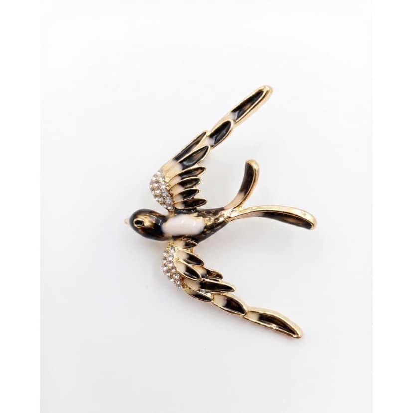 Brooch Bird view 2