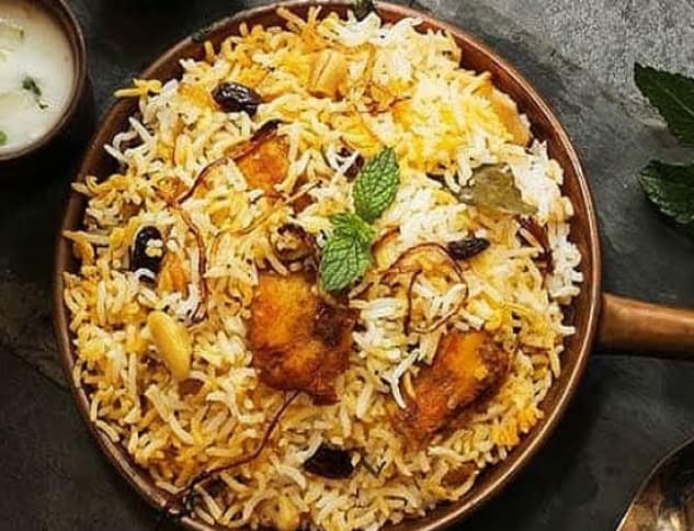 Chaap veg biryani (half)
