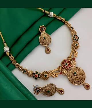 ROFARWORD Gold Brass Necklace Set ( Pack of 1 )